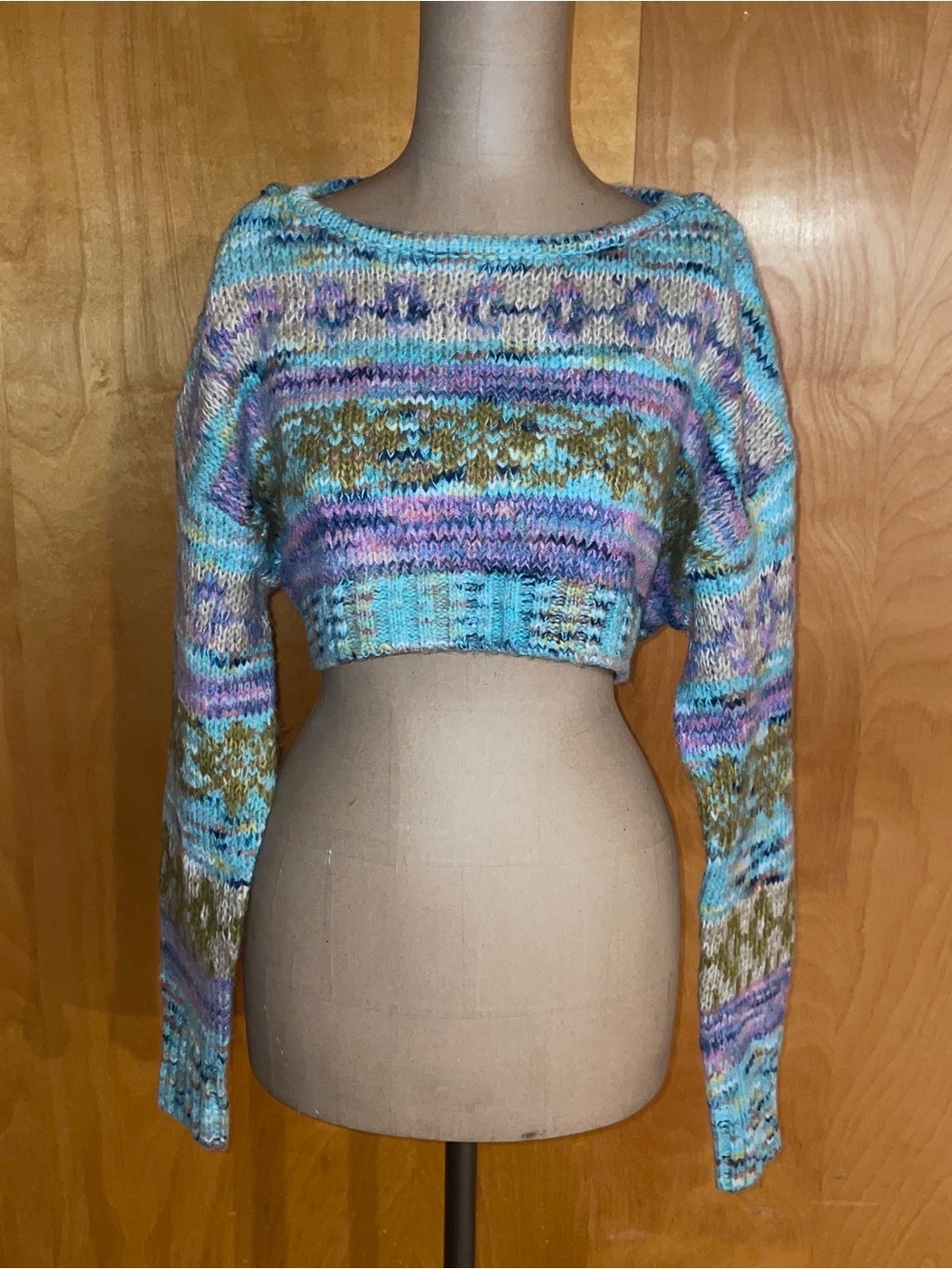 Multicolor Cropped Knit Sweater - Pastel Blue & Pink Urban Outfitters